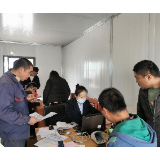 湘潭天易农商银行：暖心服务“搬进”项目工地