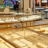 上半年金饰消费放缓 黄金珠宝企业发力线上业务