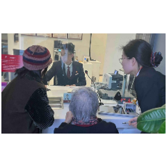 贴心服务“一老一小”及新市民 中信银行长沙湘府路支行在行动