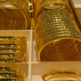 现货黄金再创新高 盘中逼近每盎司4060美元关口