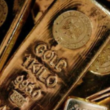 高盛预测2026年底金价将升至4900美元