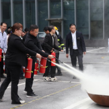 邮储银行湖南省分行开展“消防安全月”专题培训及应急演练活动