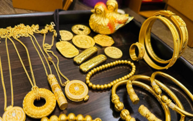 金价涨涨跌跌，旧首饰如何处理？