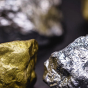 金价银价又飙升!自2025年初银价已上涨超230%