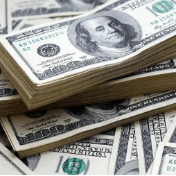 多重冲击下 美元指数跌至数月来低位