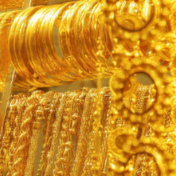 金饰克价一夜大涨50元