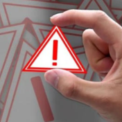 油价暴跌,金价反弹