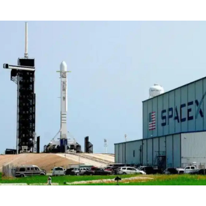 SpaceX上市首日涨19%，马斯克成全球首位万亿美元富豪