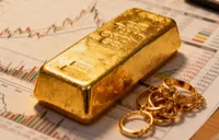国际金价持续走弱 多家银行调整贵金属业务