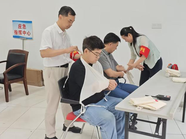 图片3.jpg 图片3.jpg