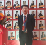 扎根乡土二十二载：人保寿险客户经理周庆元的“服务半径”
