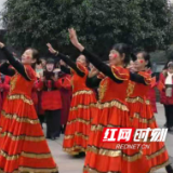  祖国永远在我心中 社区文艺汇演为市民送"文化大餐"