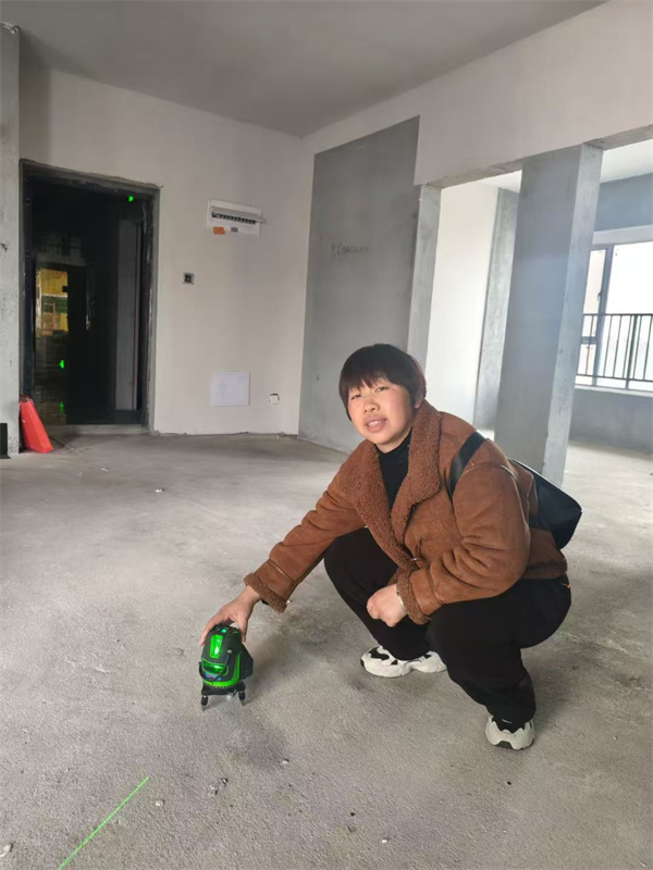 帮业主验房.jpg