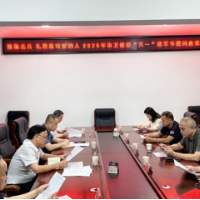 张家界市卫健委举行“八一”建军节军转干部慰问座谈会