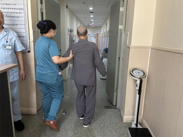 89岁高龄患者的康复纪实.jpg