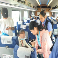 高原列车紧急救援：湘雅二医院心血管外科护士救助突发急症旅客