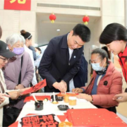 当‘春之声’响起，医患之间流淌的不只是旋律，更是暖流