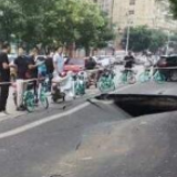 长沙迅速处置一路面塌陷事件