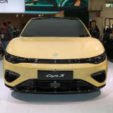 零跑Lafa5将于11月7日开启预售