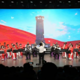 一管笛音暖人心,何艺辉与他的“美育普惠”音乐路