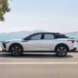 东风雪铁龙新款凡尔赛C5 X将于3月23日上市