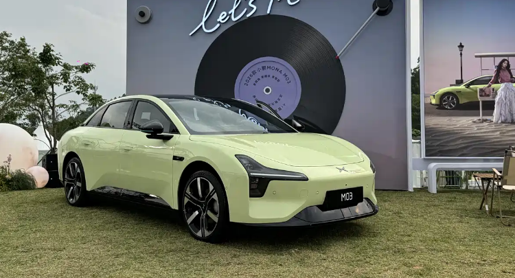 新款小鹏MONA M03售11.98万元起 加量不加价