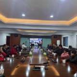 湖南省麓山强制隔离戒毒所民警开展困难戒毒康复人员慰问活动