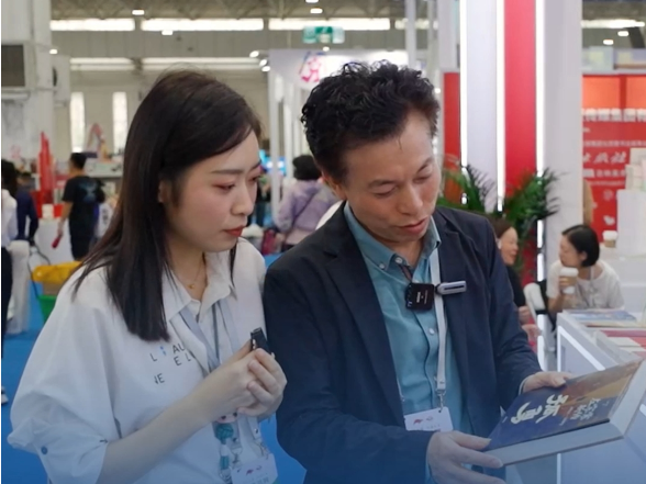 总经理带你逛2025北疆书展 三千好书展出版湘军风采