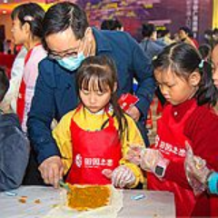 弘扬传统手工文化 亲子手工课堂陪伴孩子度过不一样的课余时光 