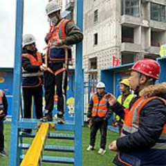 雨雪冰冻天气立即停止室外高处作业 长沙建筑工地加强冬季安全施工