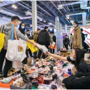 中国兴趣消费潮流涌动 年轻人月支出占比近三成