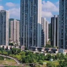今年房地产市场前高中低后稳