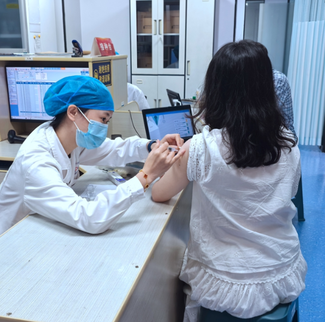 甲型乙型肝炎联合疫苗湖南首针在长沙开打