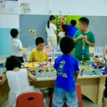 “老幼共托”综合体展现民生幸福图景