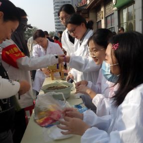 五大站点解锁“烟火气+幸福感” 长沙金线巷社区重阳活动热闹开场