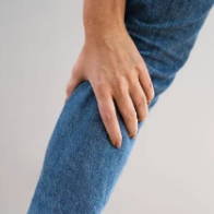 冷风一吹，为啥膝盖就先“罢工”？