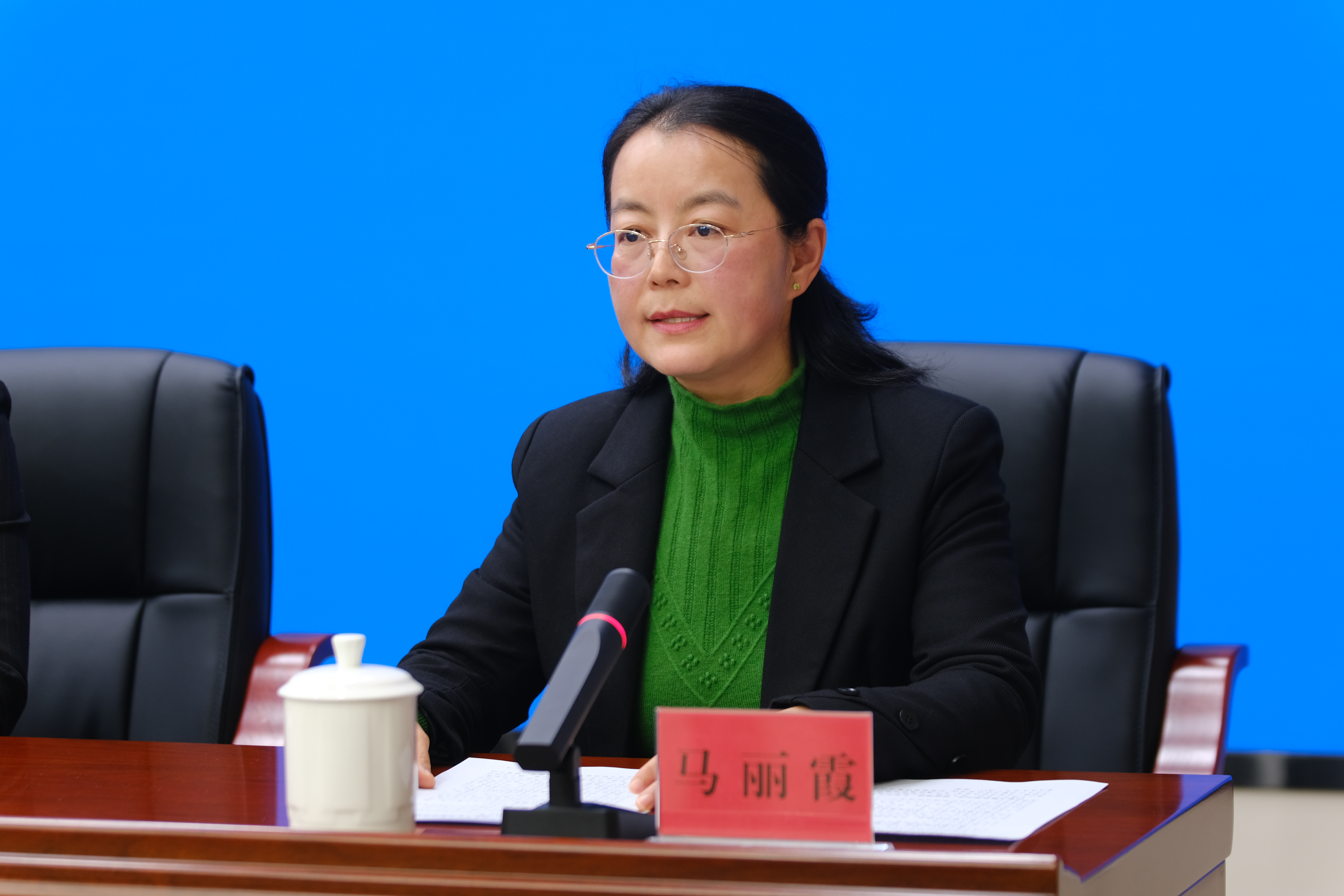 马教授.jpg 马教授.jpg