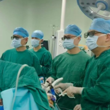 长沙市第四医院成功实施高难度肠癌肝转移联合切除术