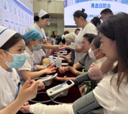 世界高血压日│不良饮食习惯致肥胖，小心高血压“趁势而上”