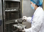 用开水烫餐具到底有没有必要？附家用餐具消毒指南