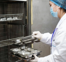 用开水烫餐具到底有没有必要？附家用餐具消毒指南