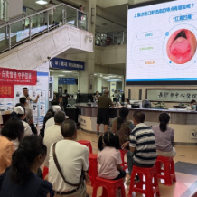 口腔溃疡一月以上未愈 专家提醒需警惕口腔癌