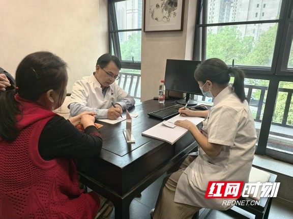 微信图片_20250928172213_28_1327.wm.jpg