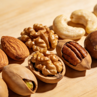 健康新“马”力 | “一口花生半口油”!坚果虽好,春节可别贪多