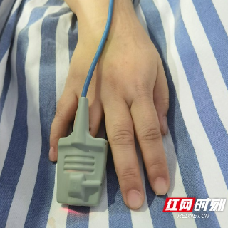 28岁女子暴发性心肌炎抢救遇阻 长款美甲成诊疗“拦路虎”