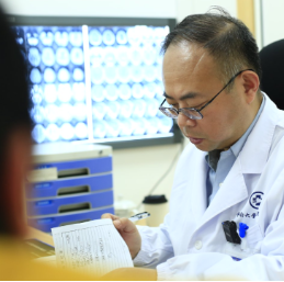 湖南科研团队揭秘共济失调发病年龄修饰机制,有望延迟罕见病患者发病年龄