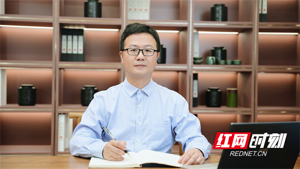 福湘木业董事张博.png 福湘木业董事张博.png