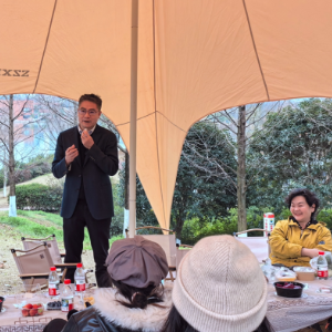 世界肥胖日 | 减重专家把诊室“搬”进公园