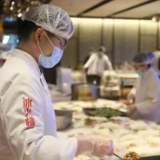 疫情防控“保供给” 长沙餐饮人积极自救不“躺平”