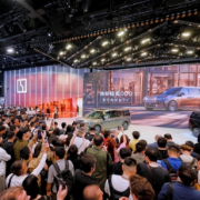 自主品牌汽车向新攀高